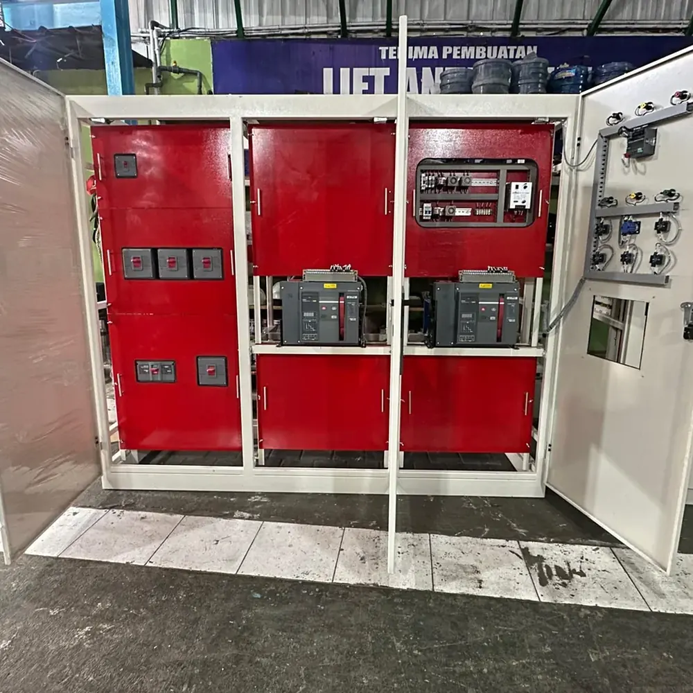 Bank panel LVMDP multi-cubicle rakitan CV Manunggal, Semarang
